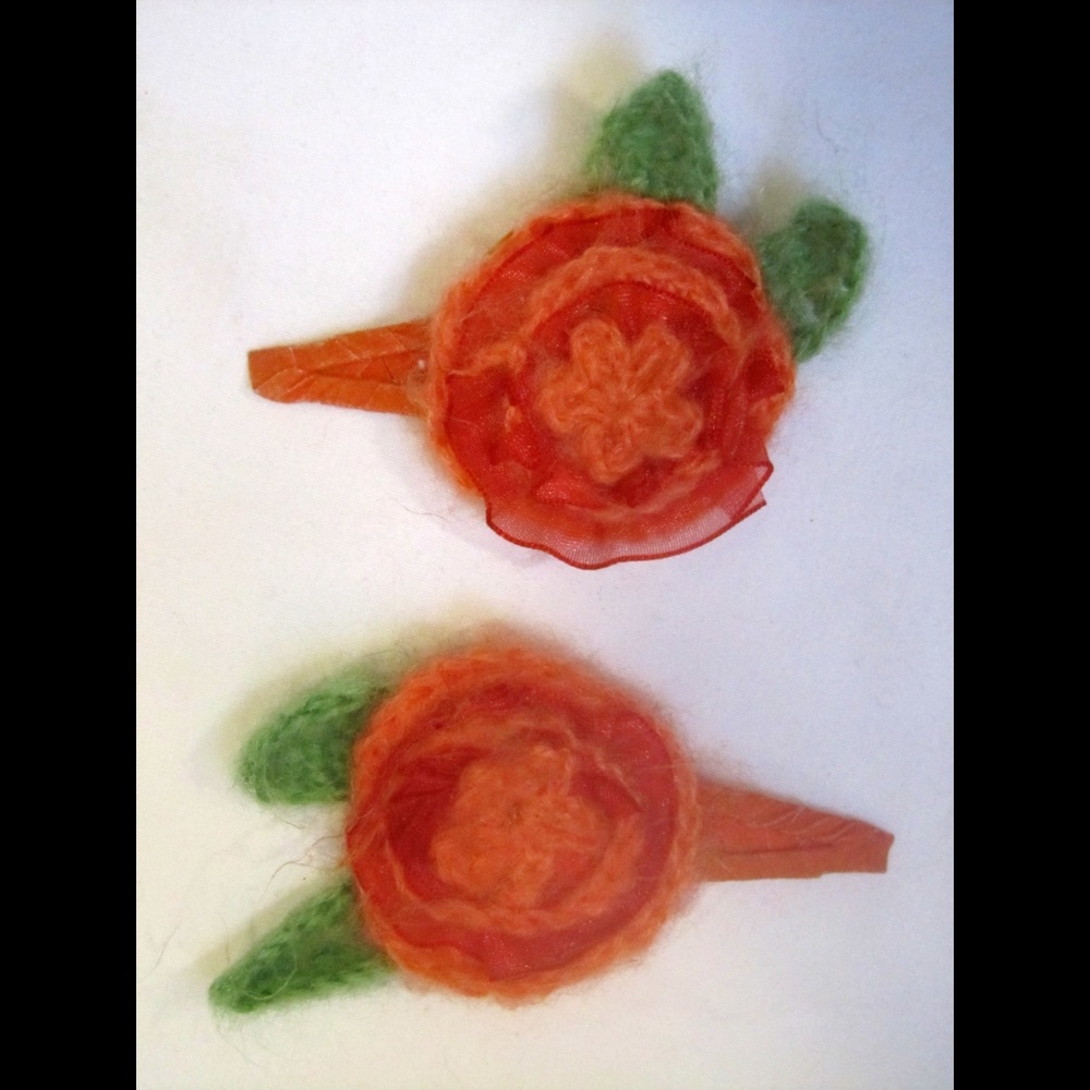 The Childrens Place Crochet Flower Hair Clips